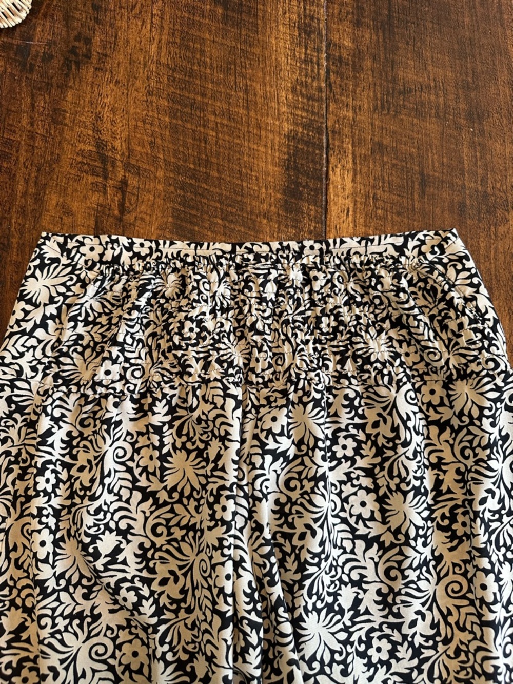 Aller Simplement | VTG Floral Wide Leg Pants - Boho Chic, Size S/M - Picture 6 of 10